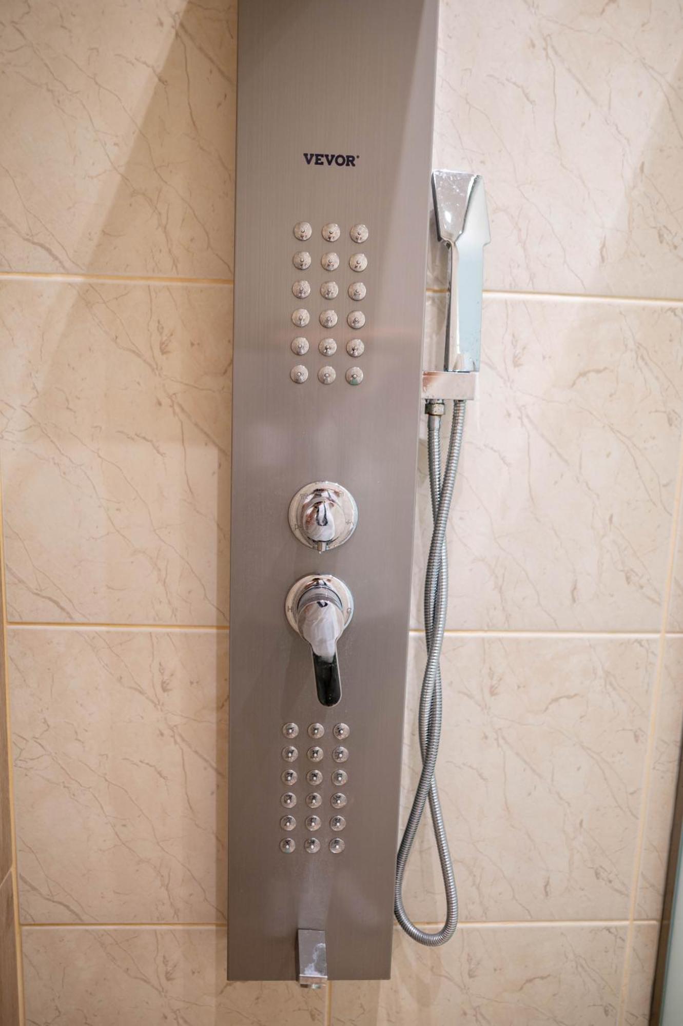 Kosnian City Suites Esterno foto