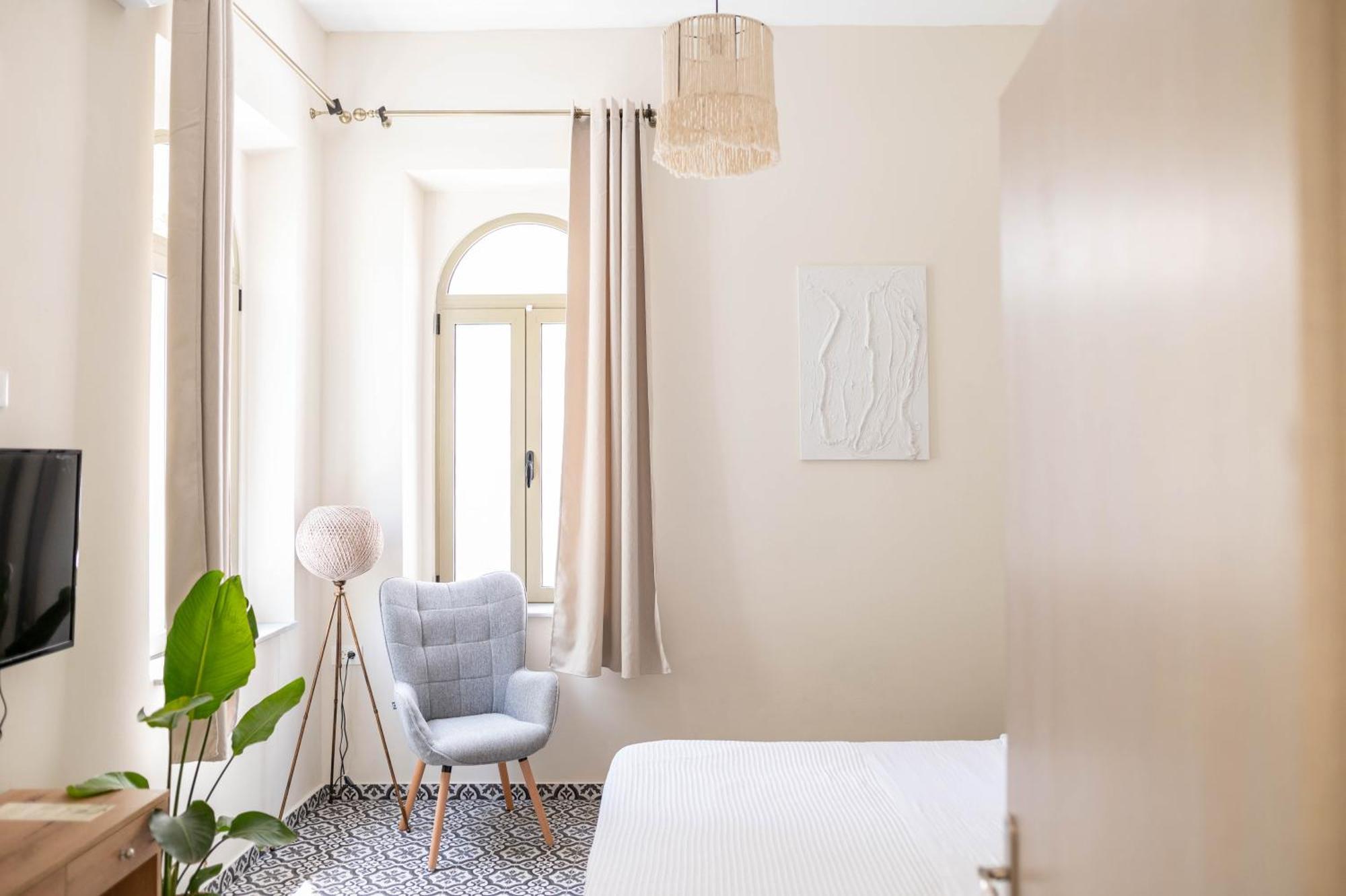 Kosnian City Suites Esterno foto